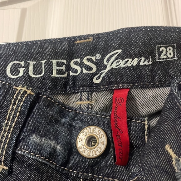 Guess Jeans - Picture 4 of 6